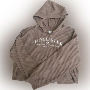 Hollister buttery soft crop hoodie Medium